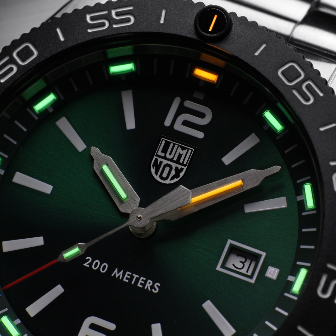 Luminox