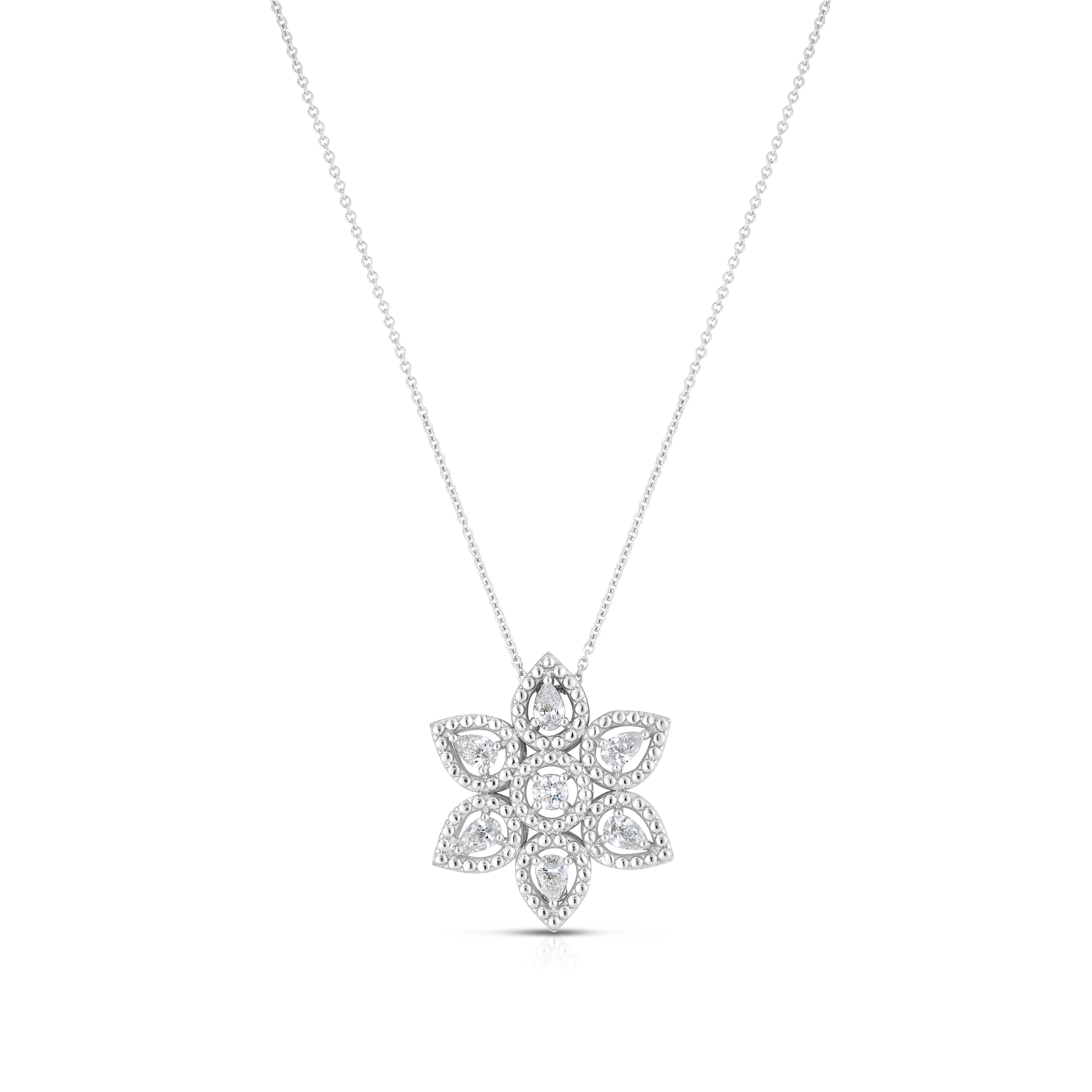 18k White Gold Dolcetto Diamond Star Necklace
