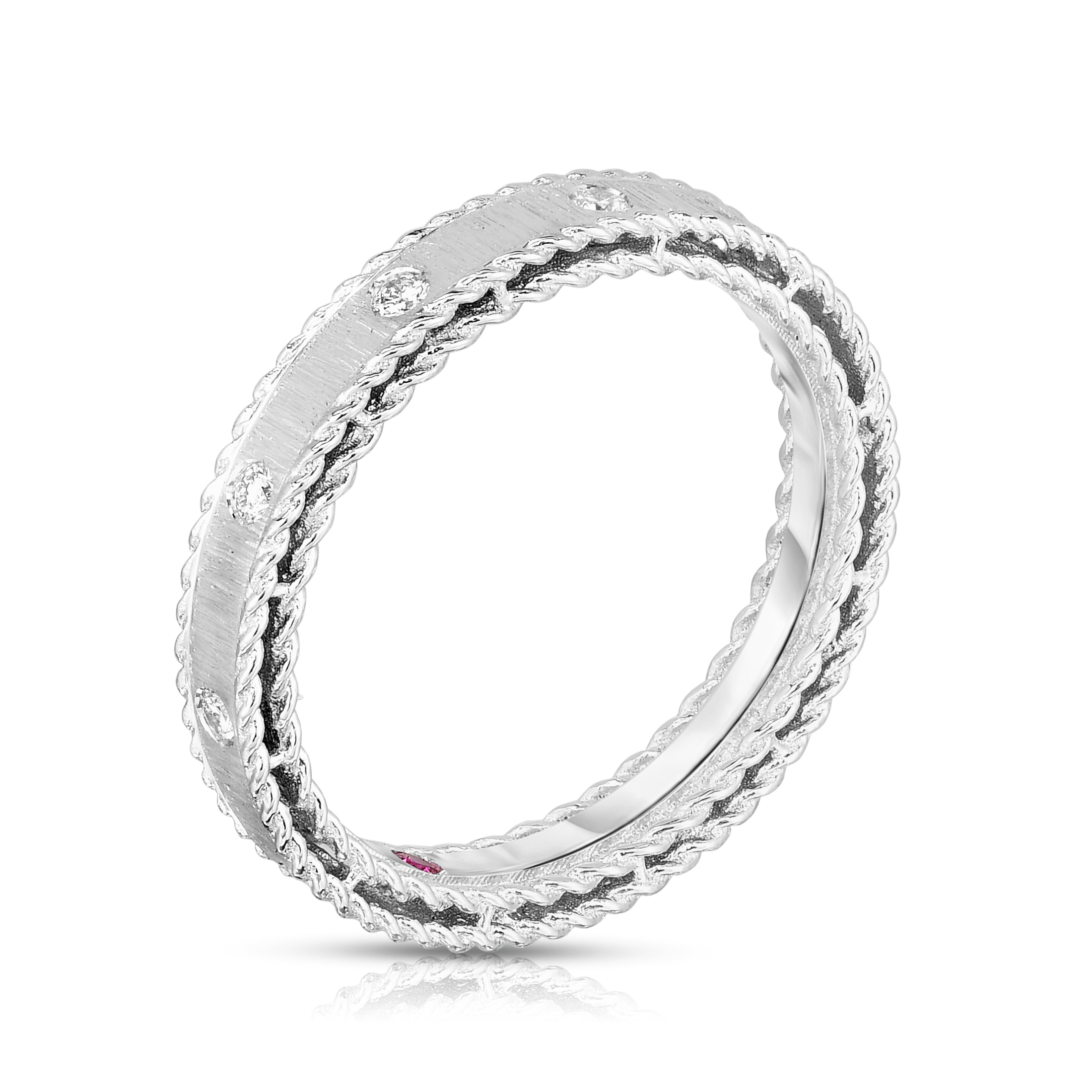 18k White Gold Princess Diamond & Satin Finish Ring