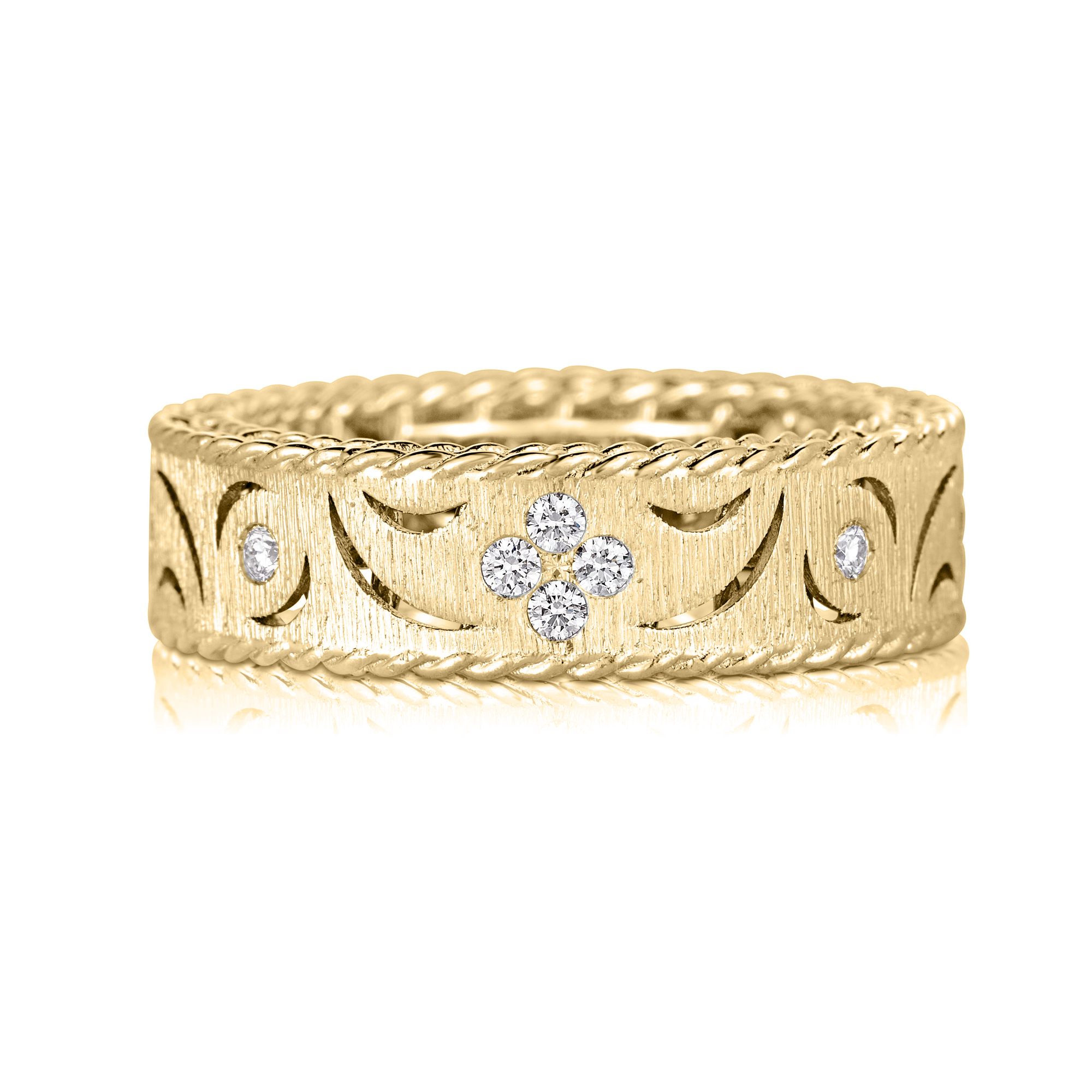 18k Yellow Gold Princess Diamond & Satin Finish Ring
