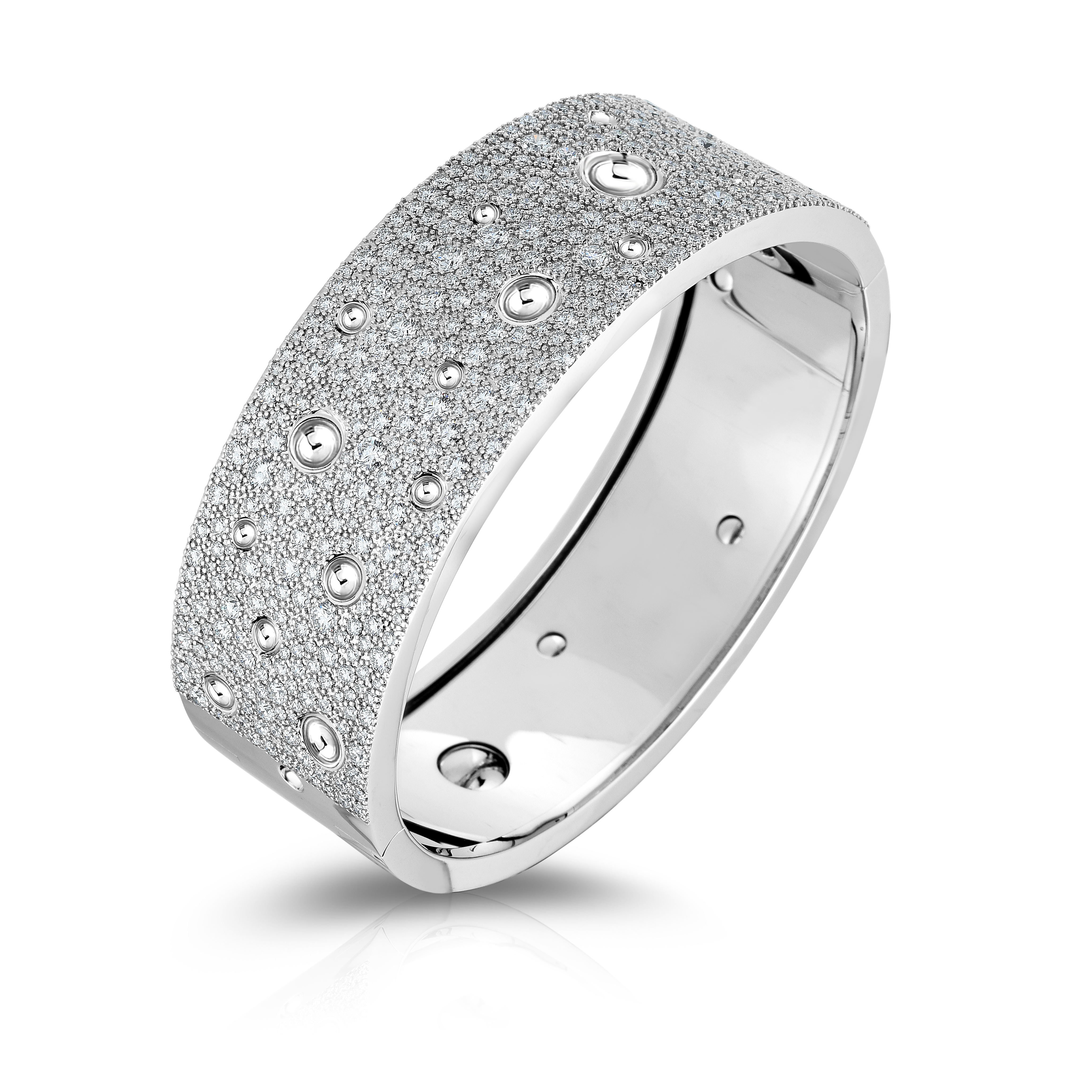 18k White Gold Pois Moi Luna Wide Pave Diamond Bangle