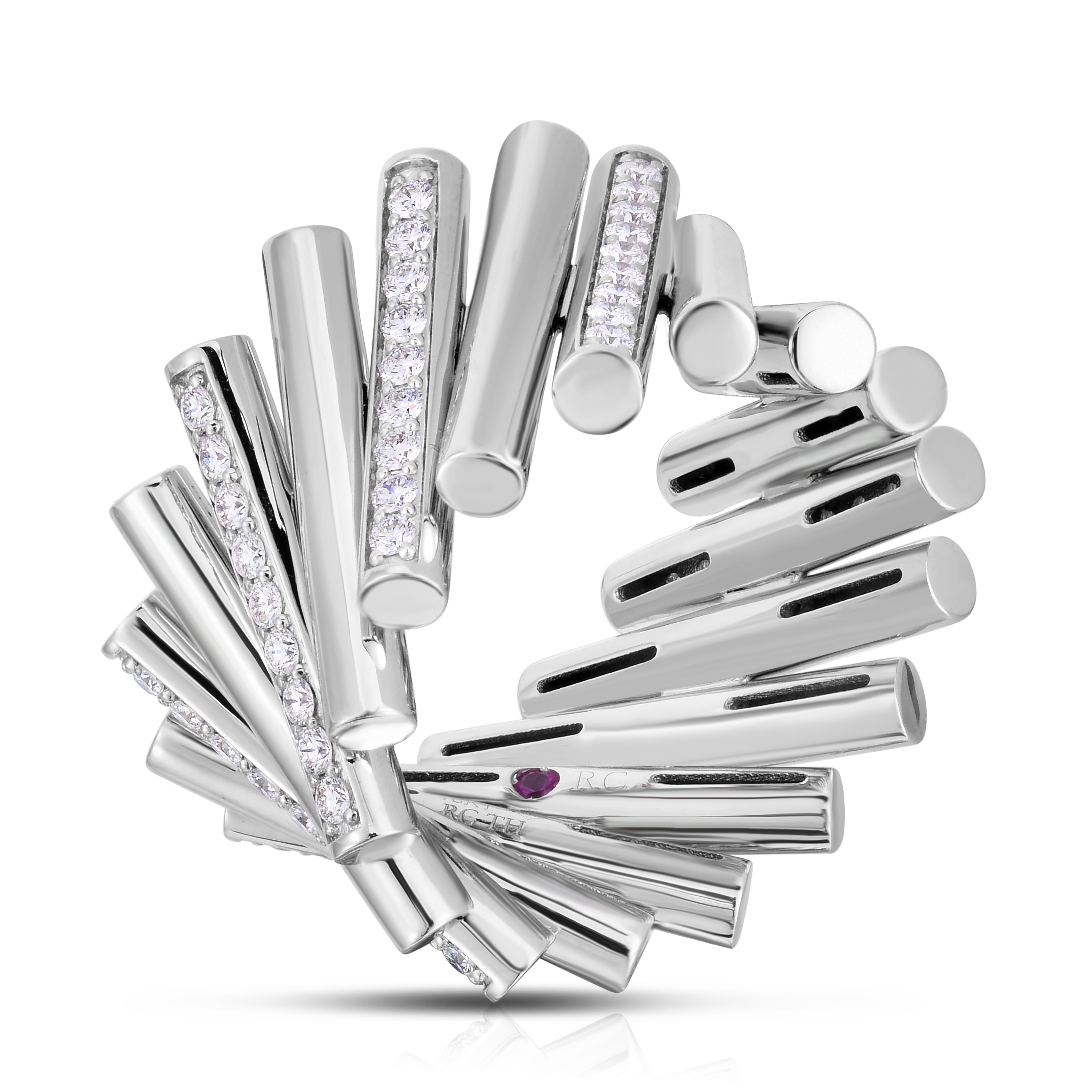 18k White Gold Domino Alternating Diamond Row Ring