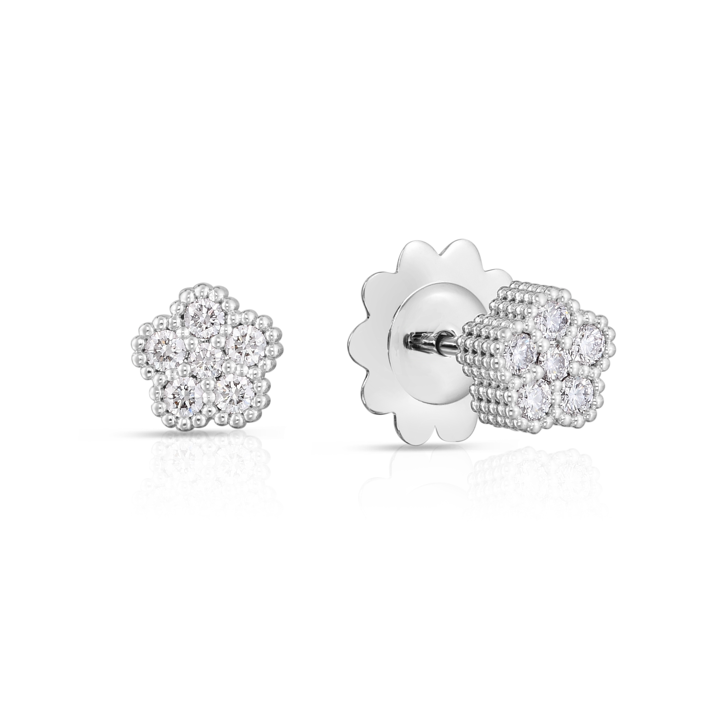 18k White Gold Classic Diamond Small Daisy Stud Earrings