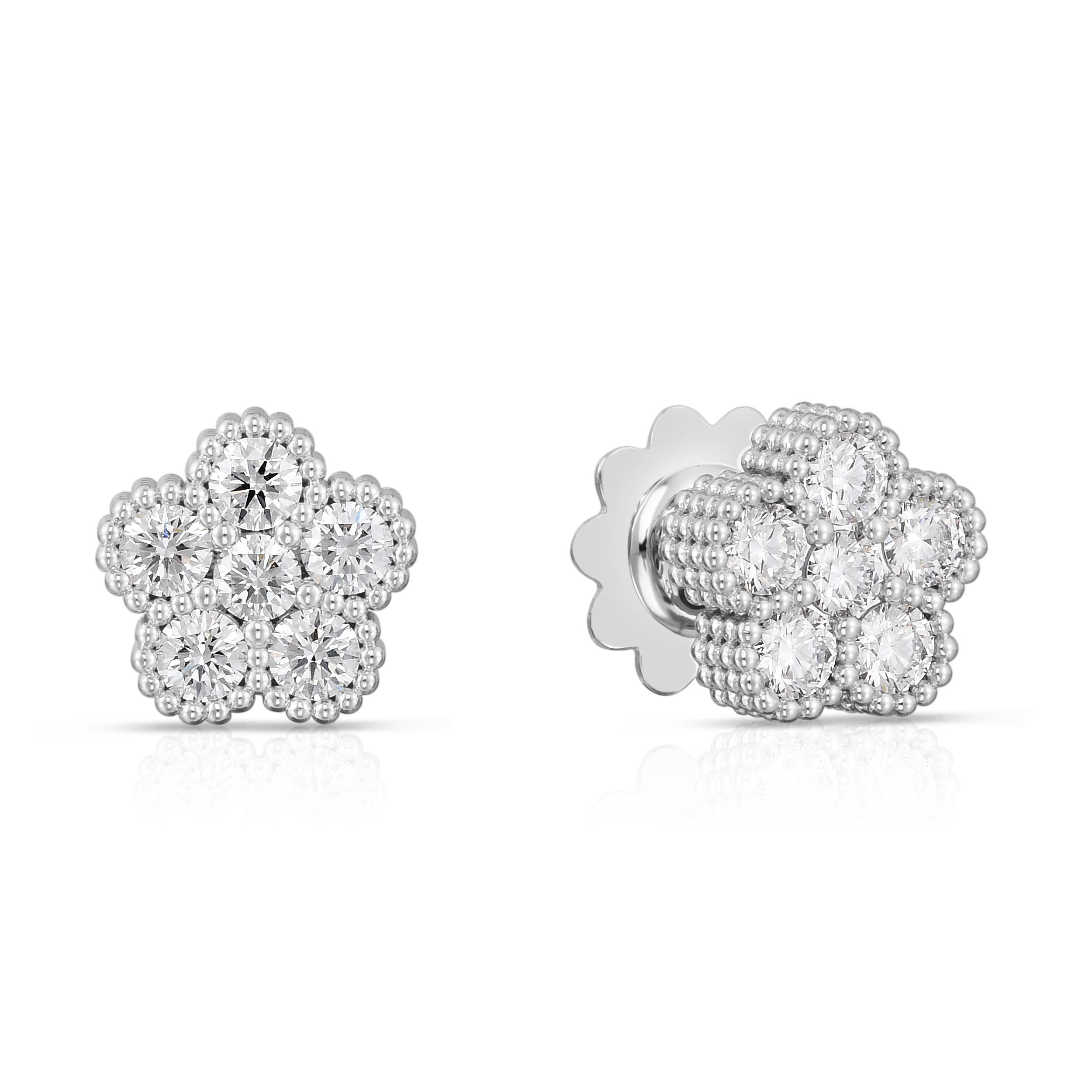 18k White Gold Classic Diamond Medium Daisy Stud Earrings