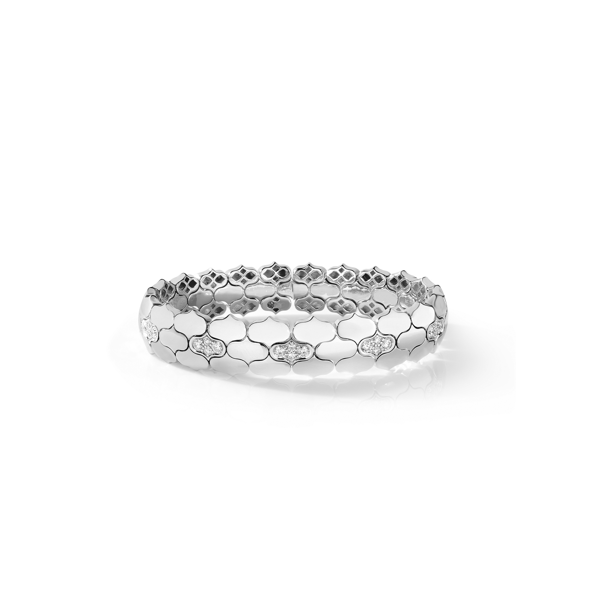 18k White Gold Cobra Diamond Bangle
