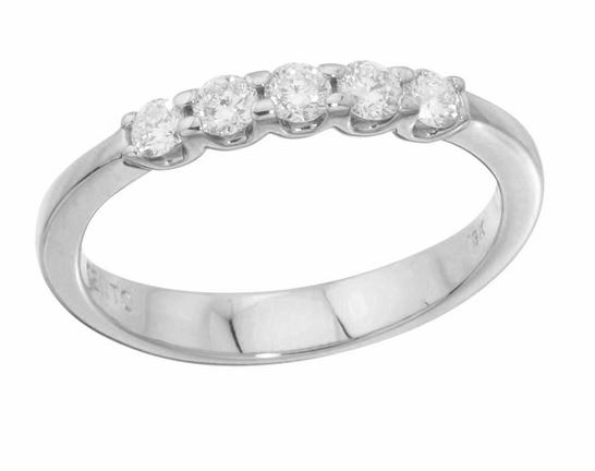 18k White Gold Classic Diamond  5 Stone Ring