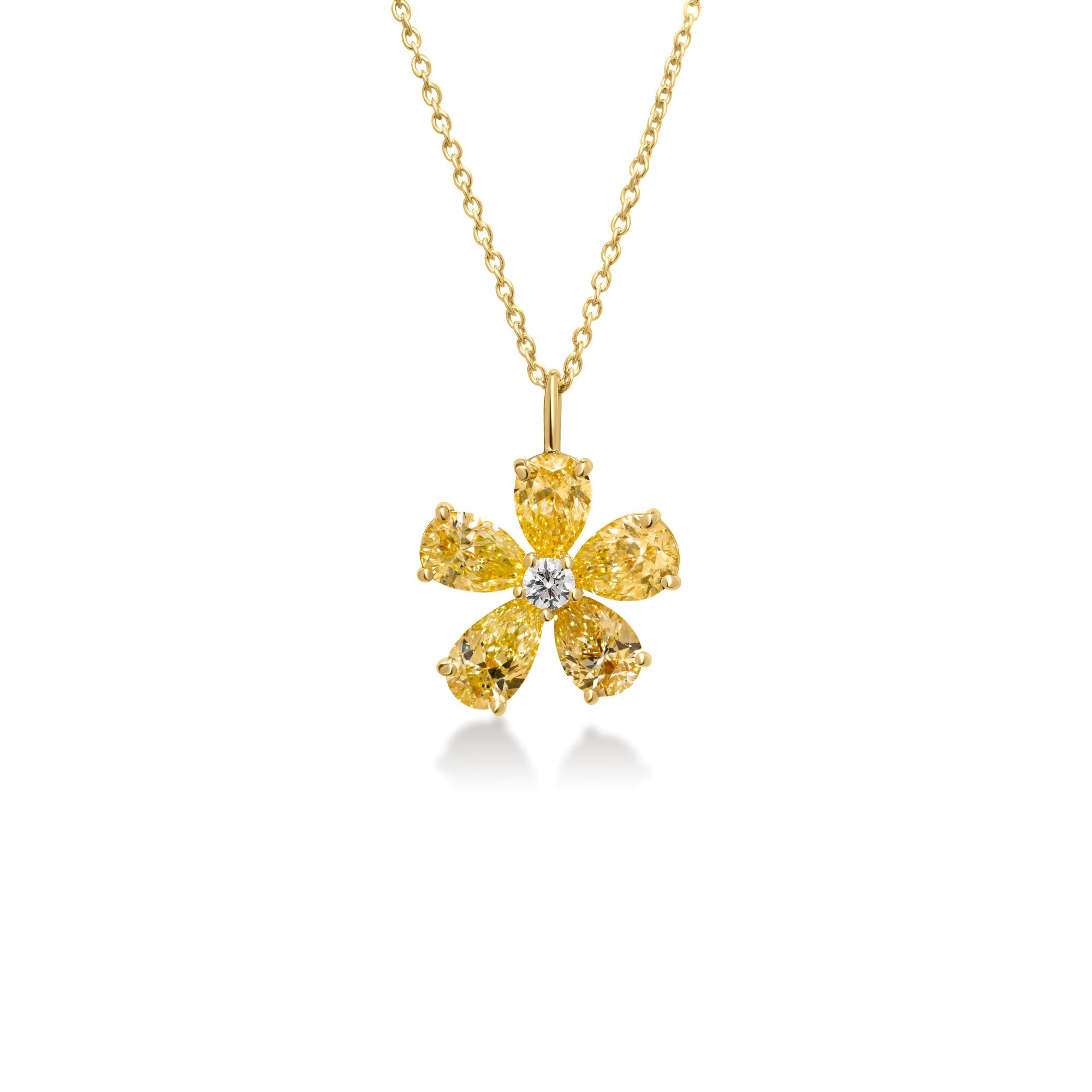 18k Yellow Gold Tiny Treasures Pearshape Stones Flower Necklace