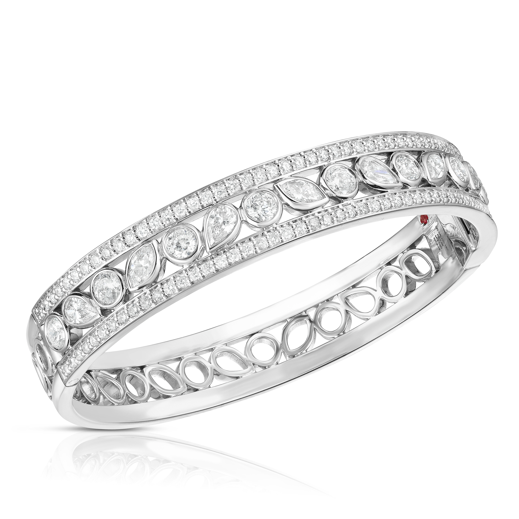 18k White Gold Dolce Pave Diamond Bangle - Ef V