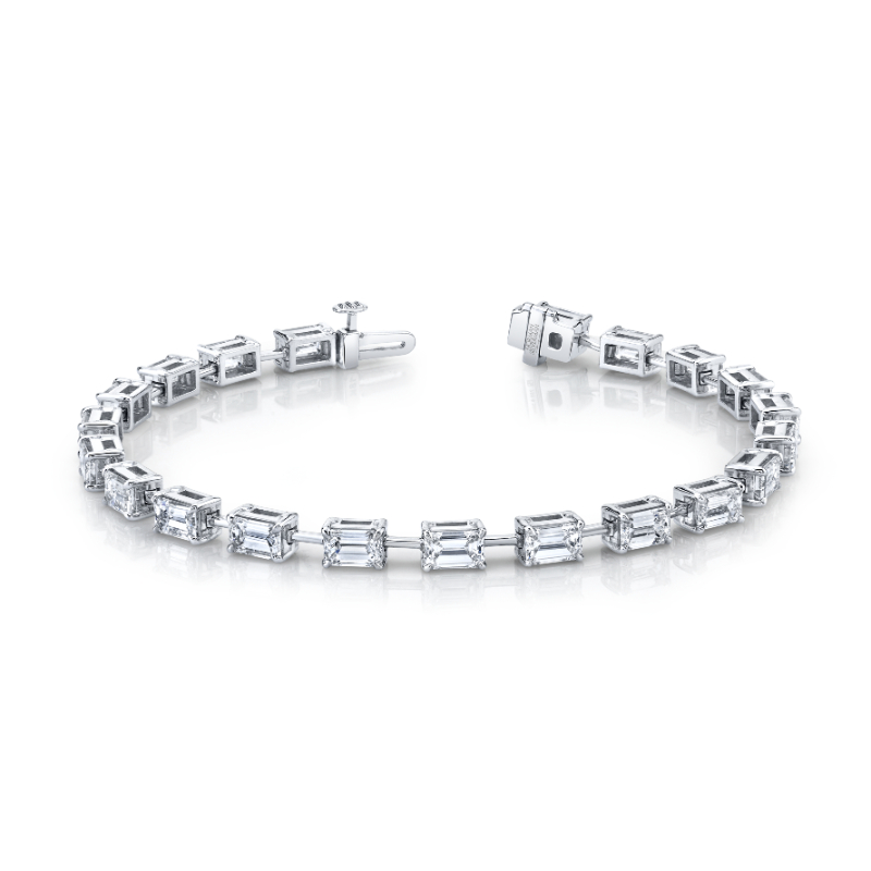 8.36 Carat 18k Emerald Cut Diamonds Straight Line Bracelet