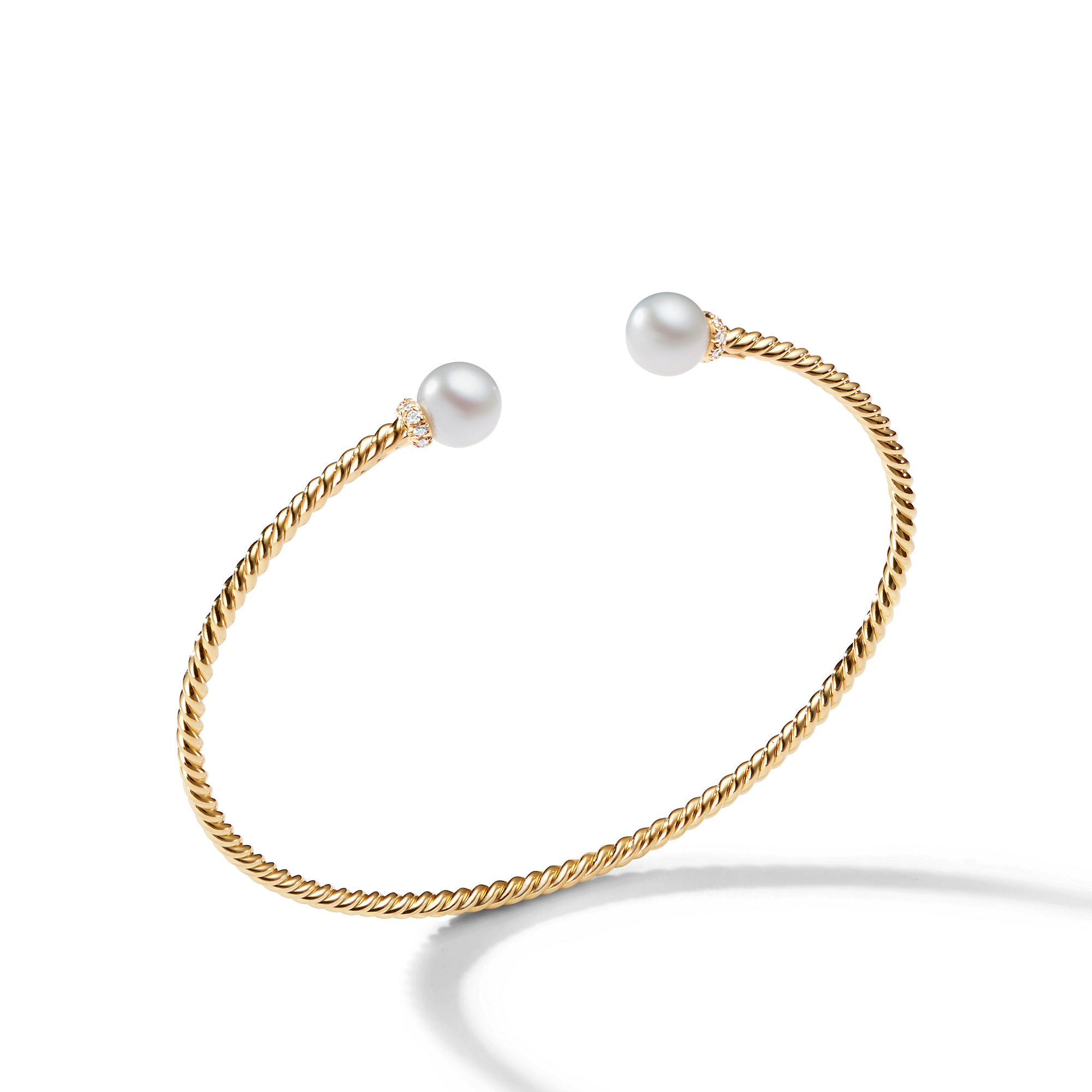 Petite Solari Pearl Bracelet in 18K Yellow Gold with Pave Diamonds