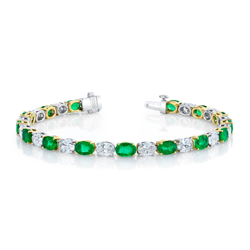 Oval-cut Emeralds and Diamonds Bracelet