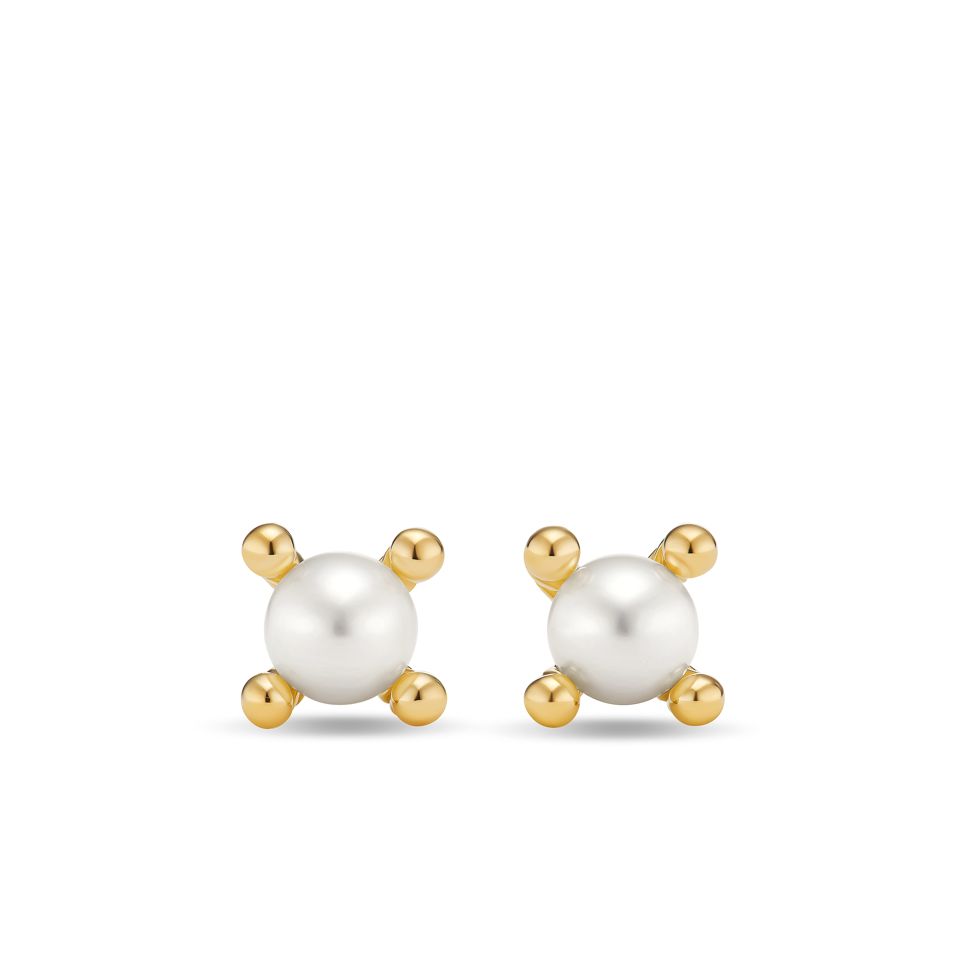Petite Modern Renaissance Pearl Stud Earrings in 18K Yellow Gold, 5.5mm