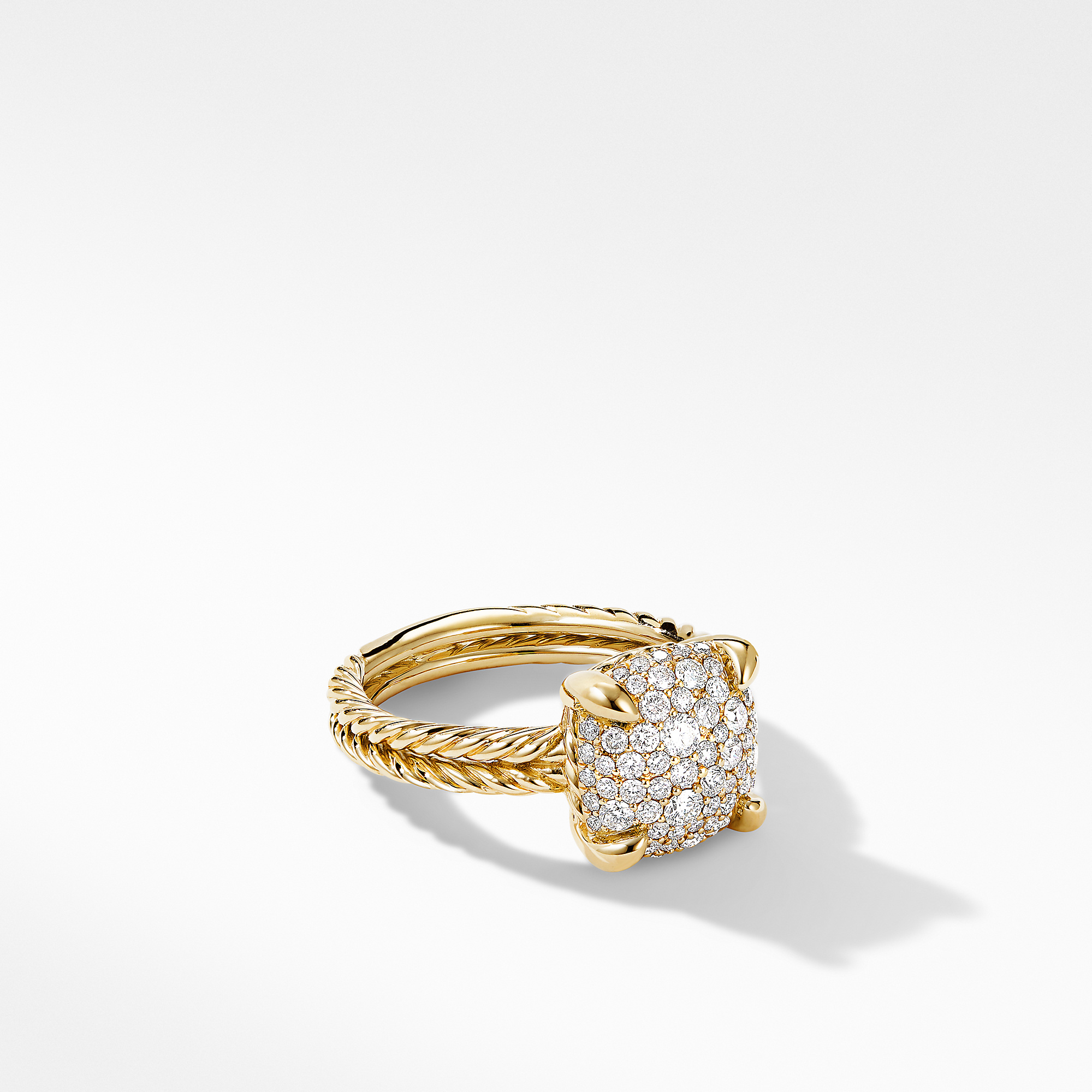 Chatelaine® Ring in 18K Yellow Gold with Pavé Diamonds, 11mm