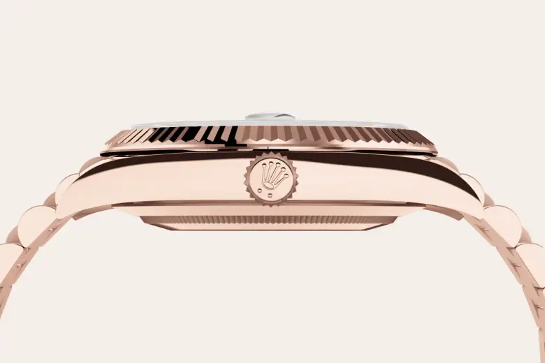 18 kt Everose gold
